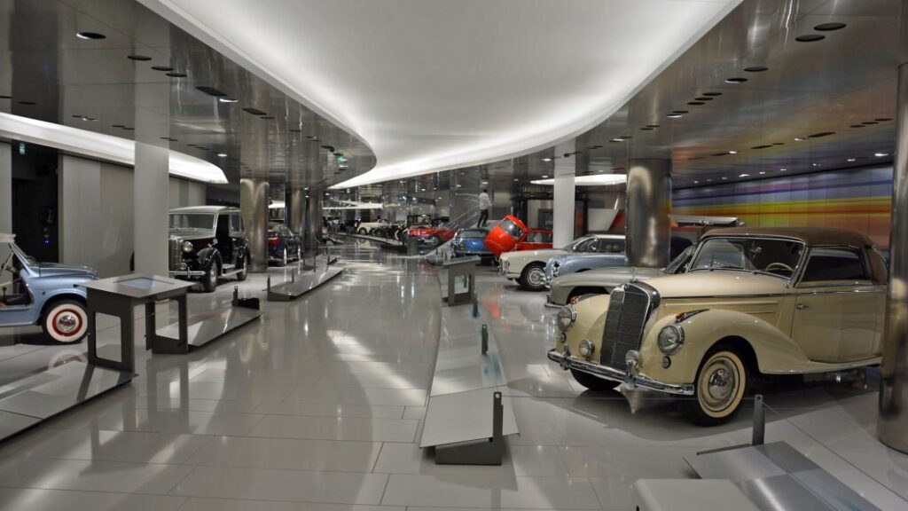 <div>Drive like a prince: Join us for a walk through Monaco’s car collection</div>